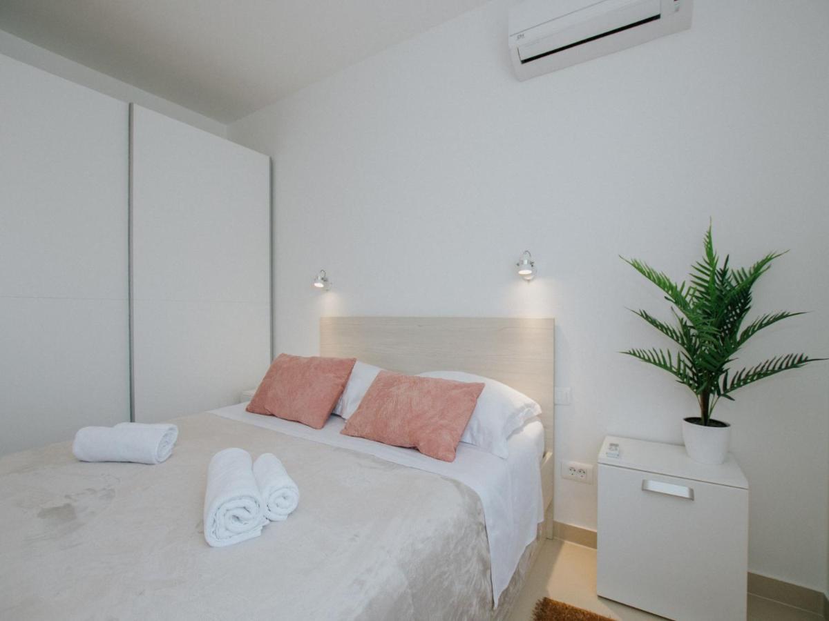 Luxury Apartment Di Trogir Dış mekan fotoğraf